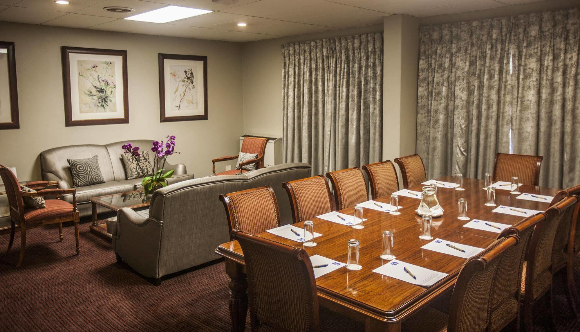 Garden Court Morningside Sandton Йоханнесбург Экстерьер фото